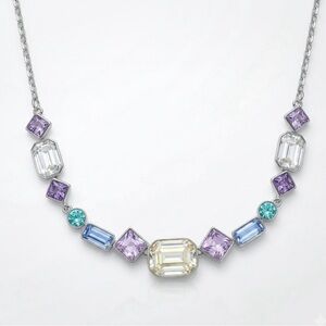 Swarovski TERZIA frontal necklace BNIB swan logo and tags attached $150 retail